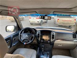 ميتسوبيشي باجيرو